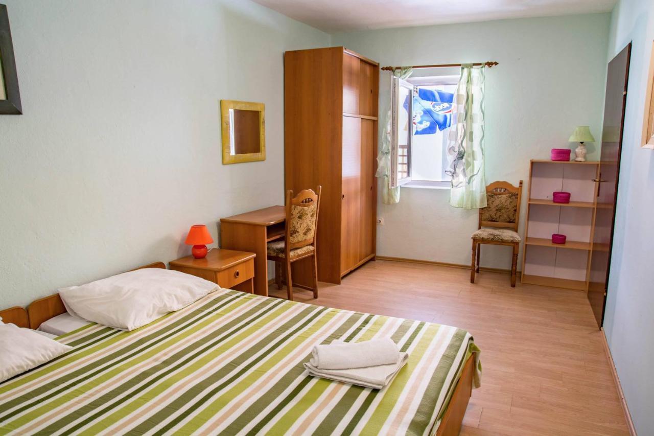 Bed And Breakfast Taverna Miskovic Pag Town Zewnętrze zdjęcie