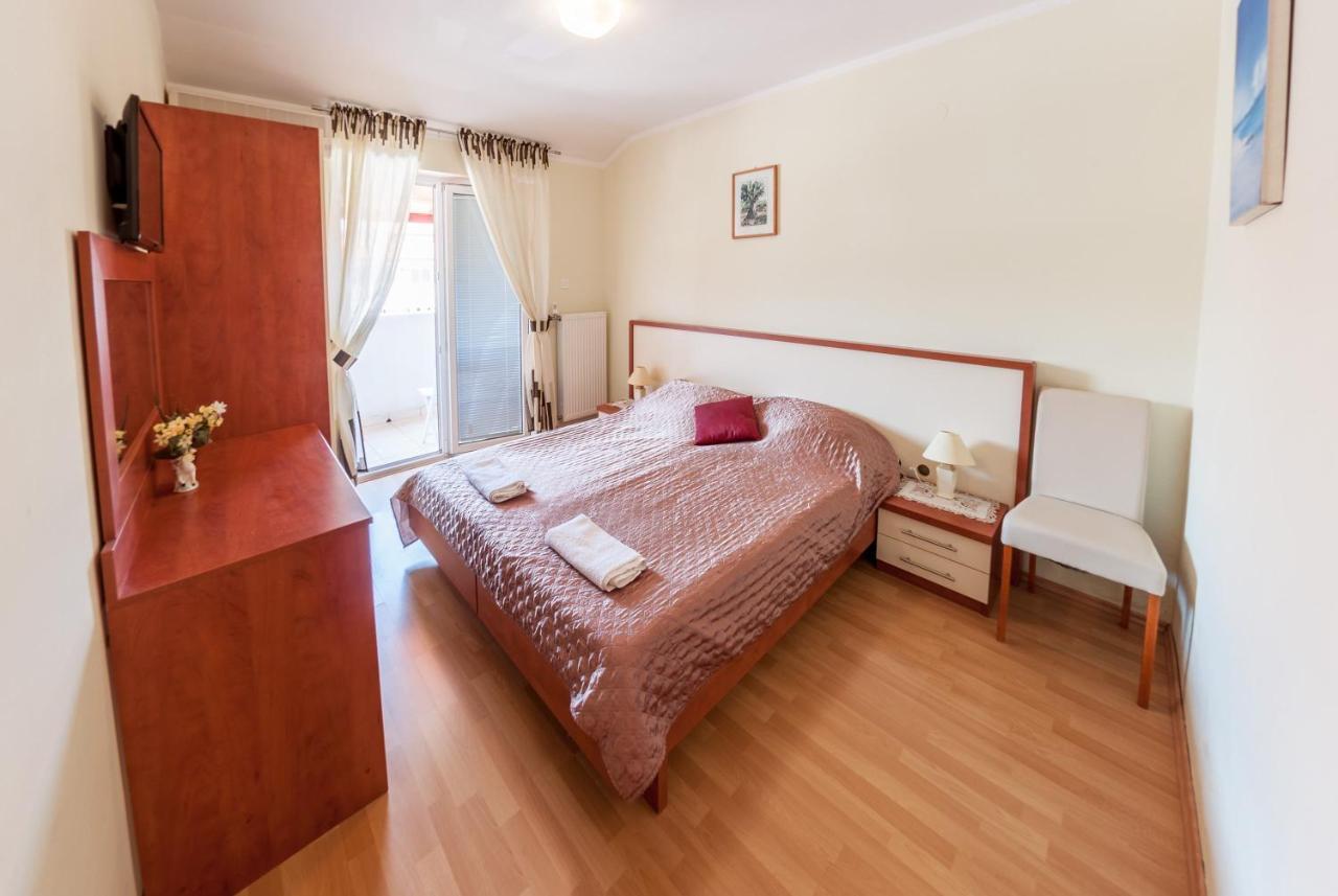 Bed And Breakfast Taverna Miskovic Pag Town Zewnętrze zdjęcie